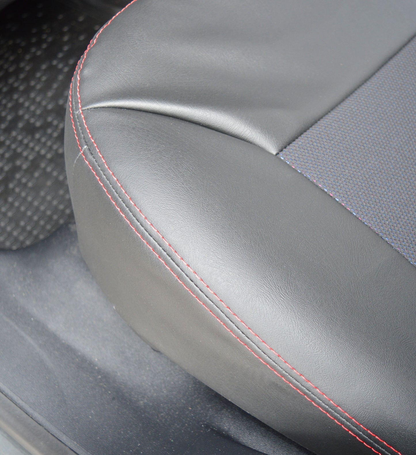 Peugeot 208 Tailored Car Seat Covers