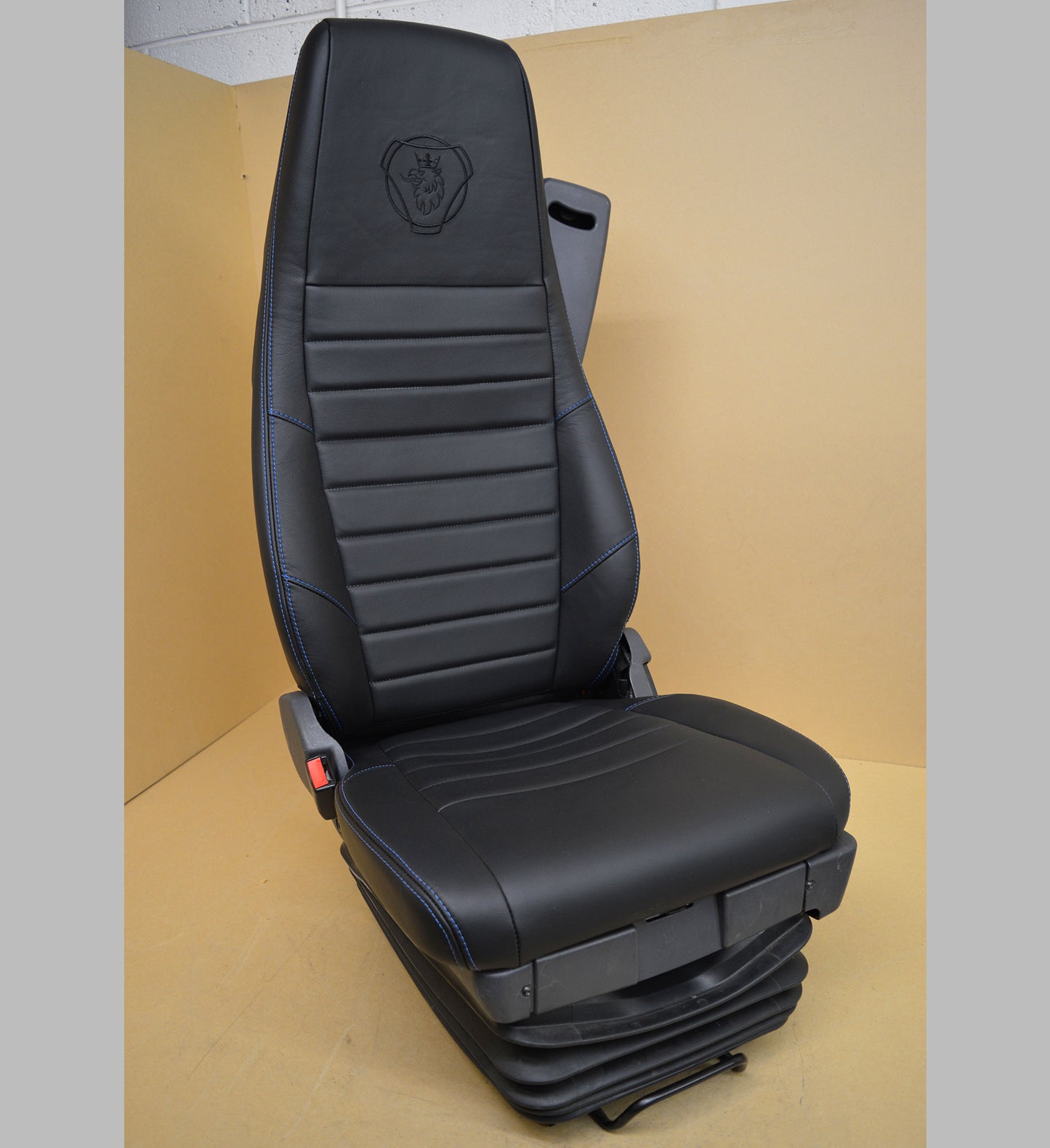 Scania R-Series Genuine Leather Retrim Kit For Front Seats & Door Cards