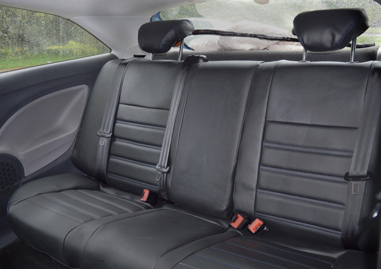 Seat Ibiza - Black Leatherette With Blue Horizontal Stitching