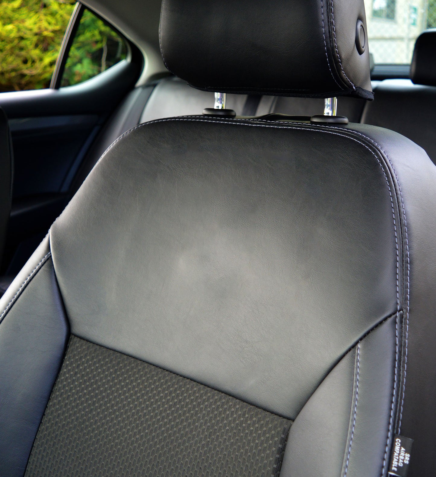 Skoda Superb Tailored Car Seat Covers (3rd Gen) - Black Leatherette & Silver Stitching