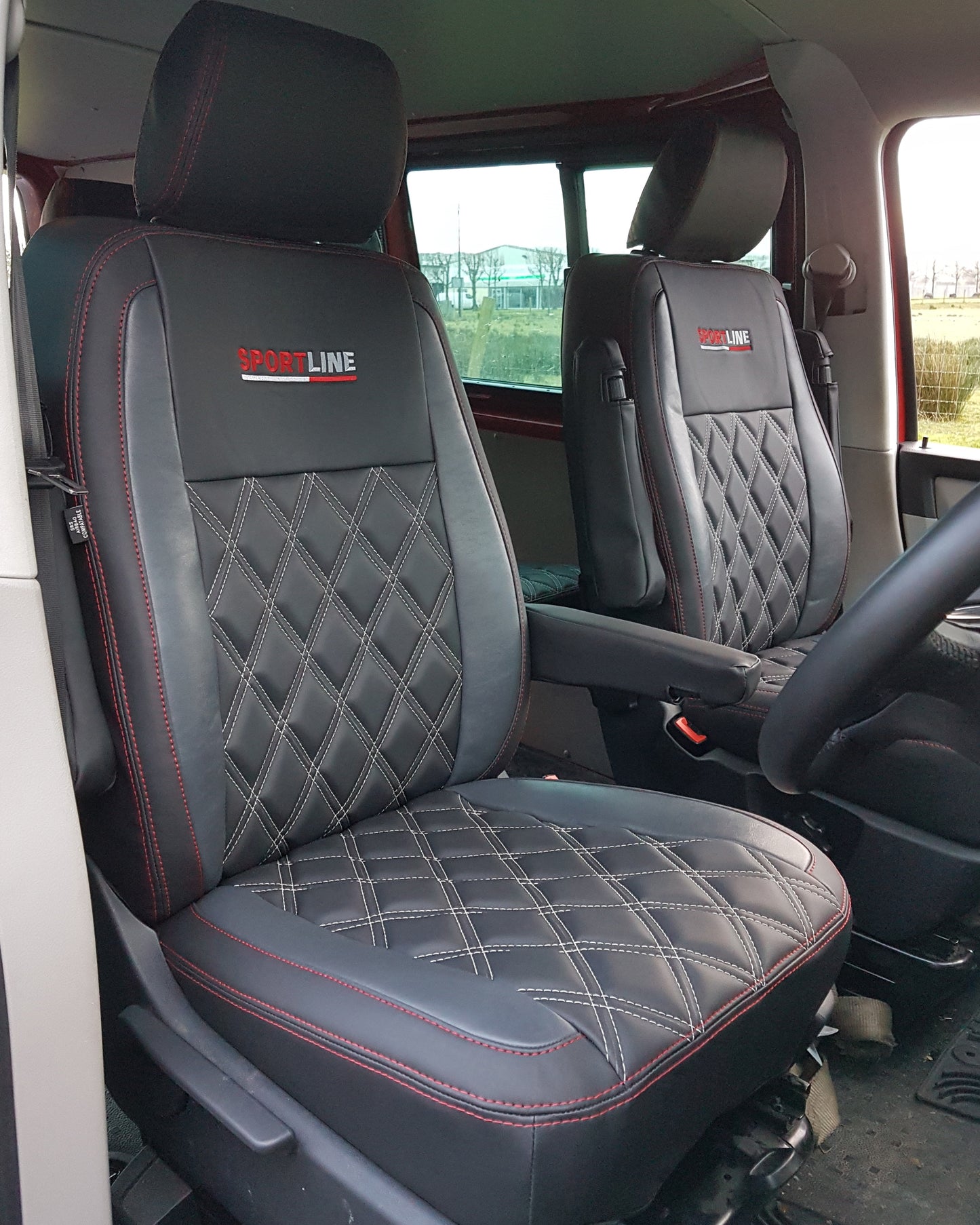 Volkswagen Transporter T5 & T6 Kombi  (5 Seats)  Black & Grey