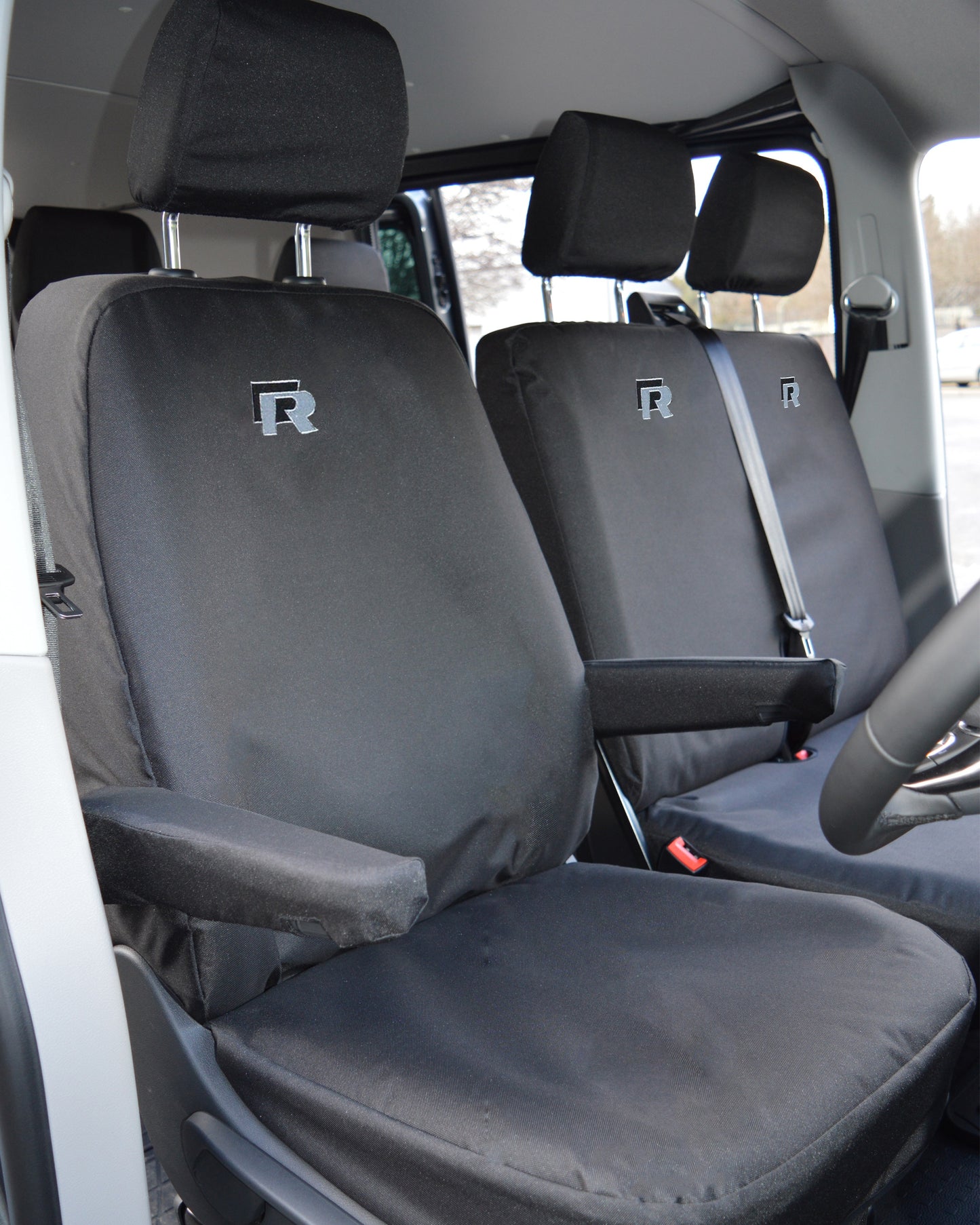 Volkswagen Transporter T5 R Line Heavy Duty Black
