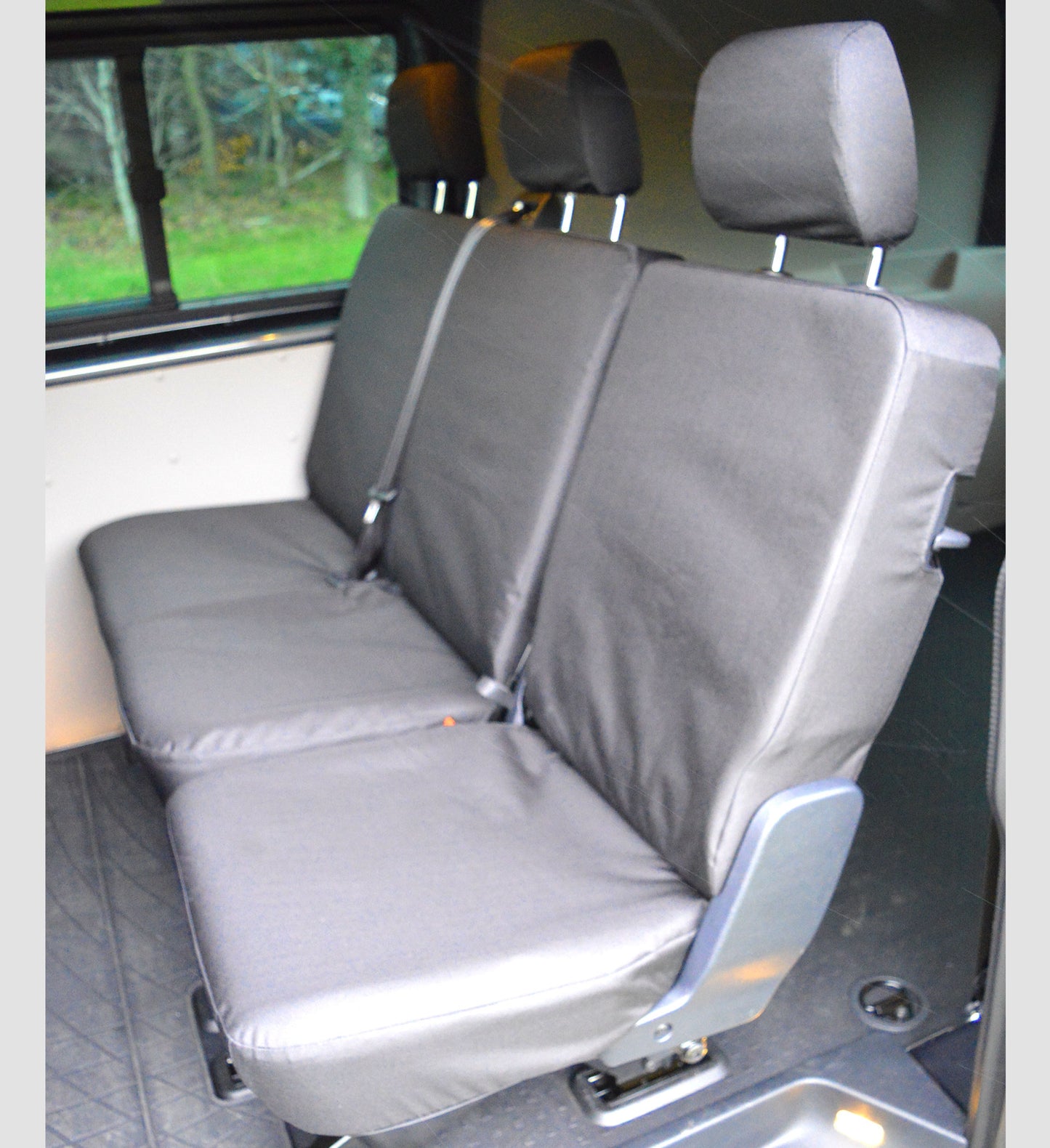 Volkswagen VW Transporter T6 Kombi Heavy Duty Van Seat Covers - Black Captain Seat