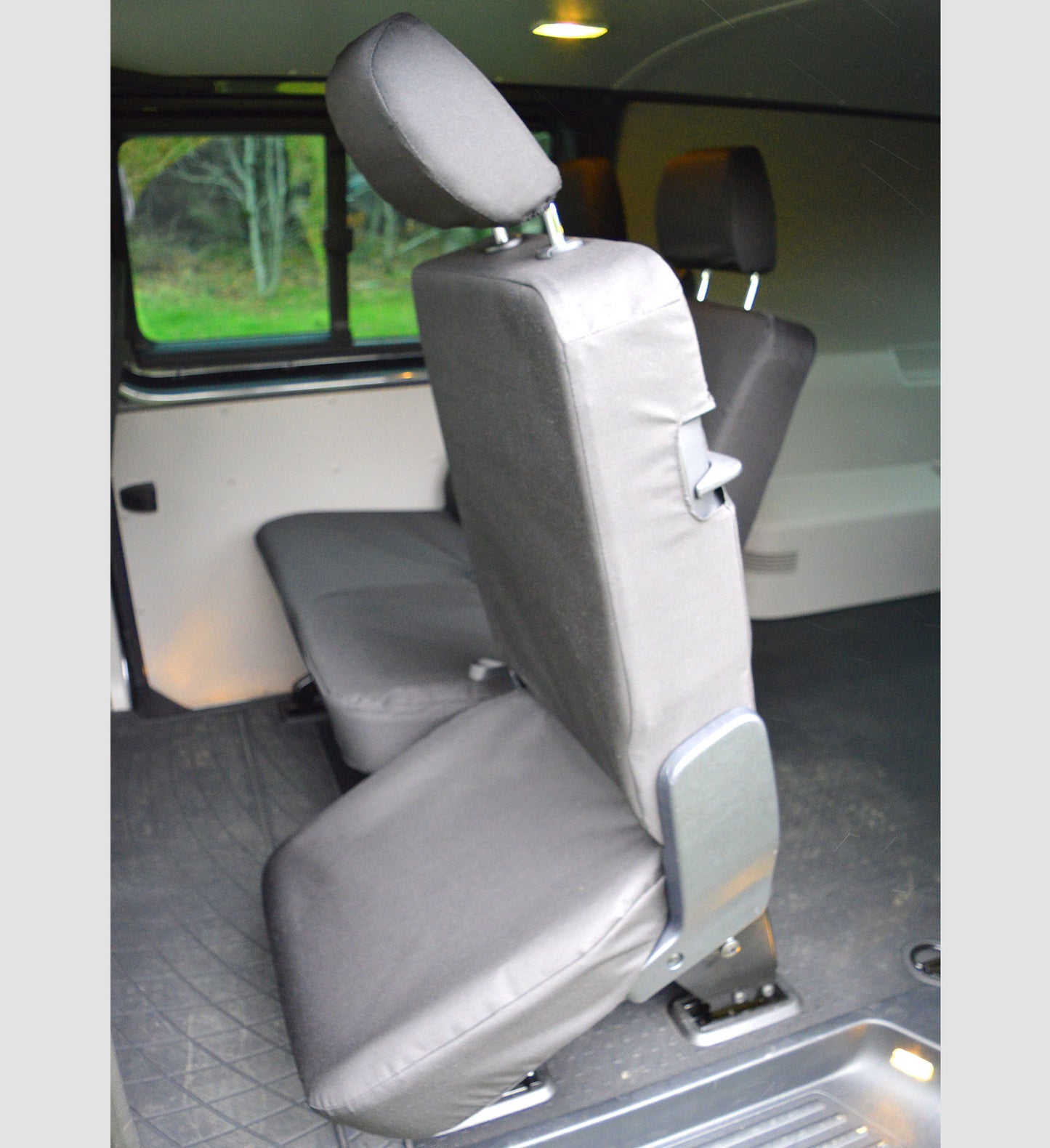 Volkswagen VW Transporter T6 Kombi Heavy Duty Van Seat Covers - Black Captain Seat