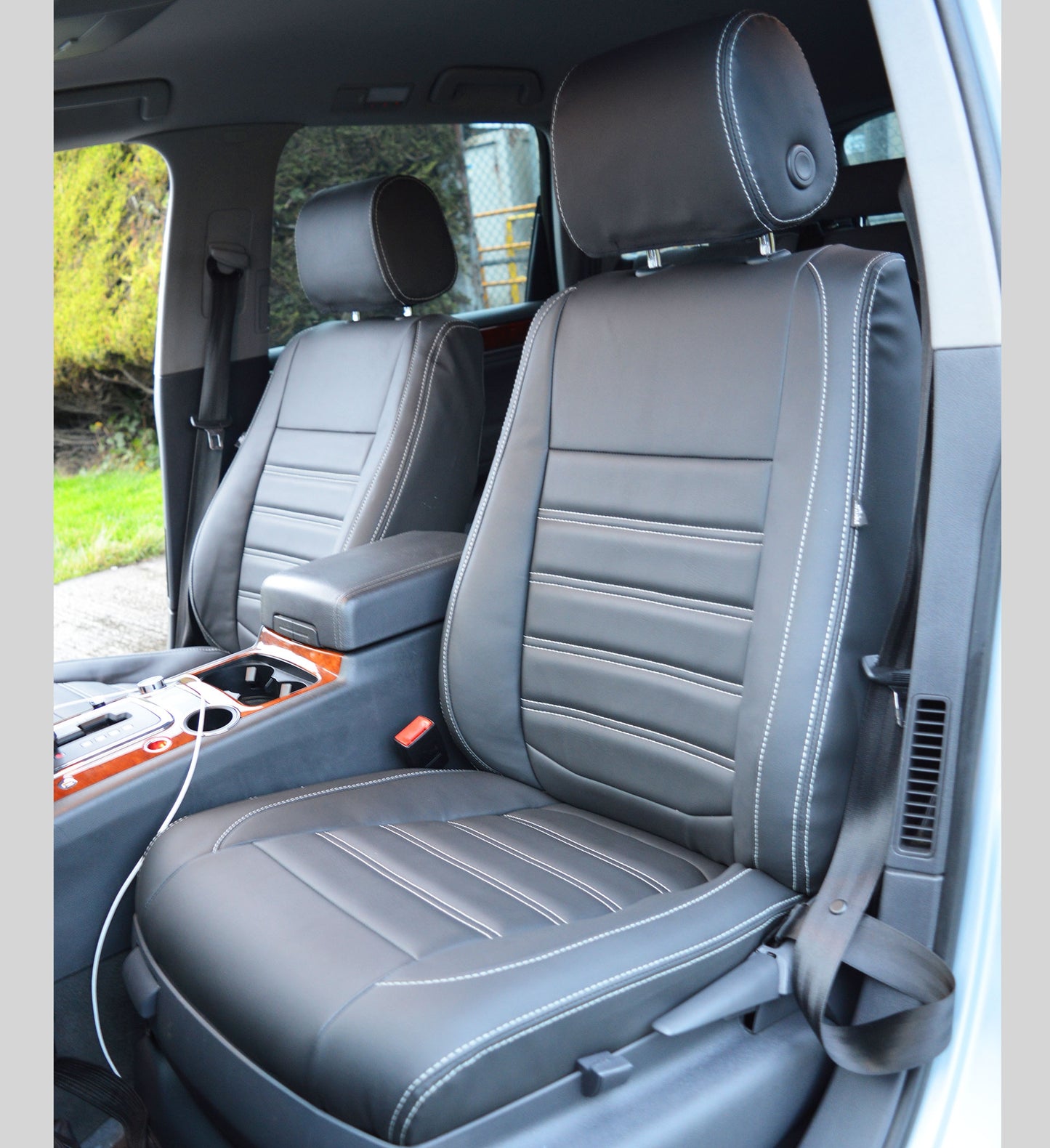 Volkswagen VW Touareg Tailored Quilted Black Car Seat Covers (Fronts Only)