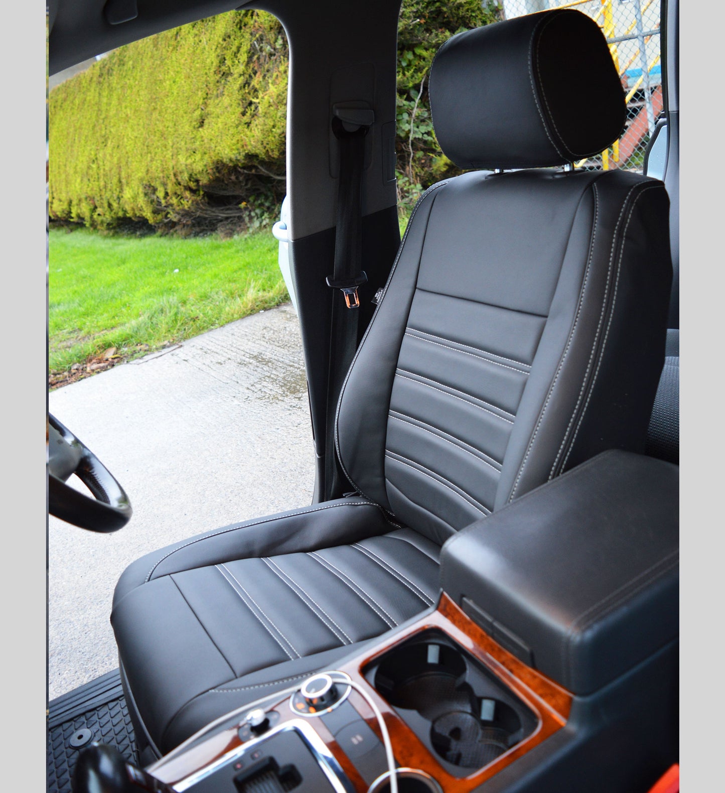Volkswagen VW Touareg Tailored Quilted Black Car Seat Covers (Fronts Only)