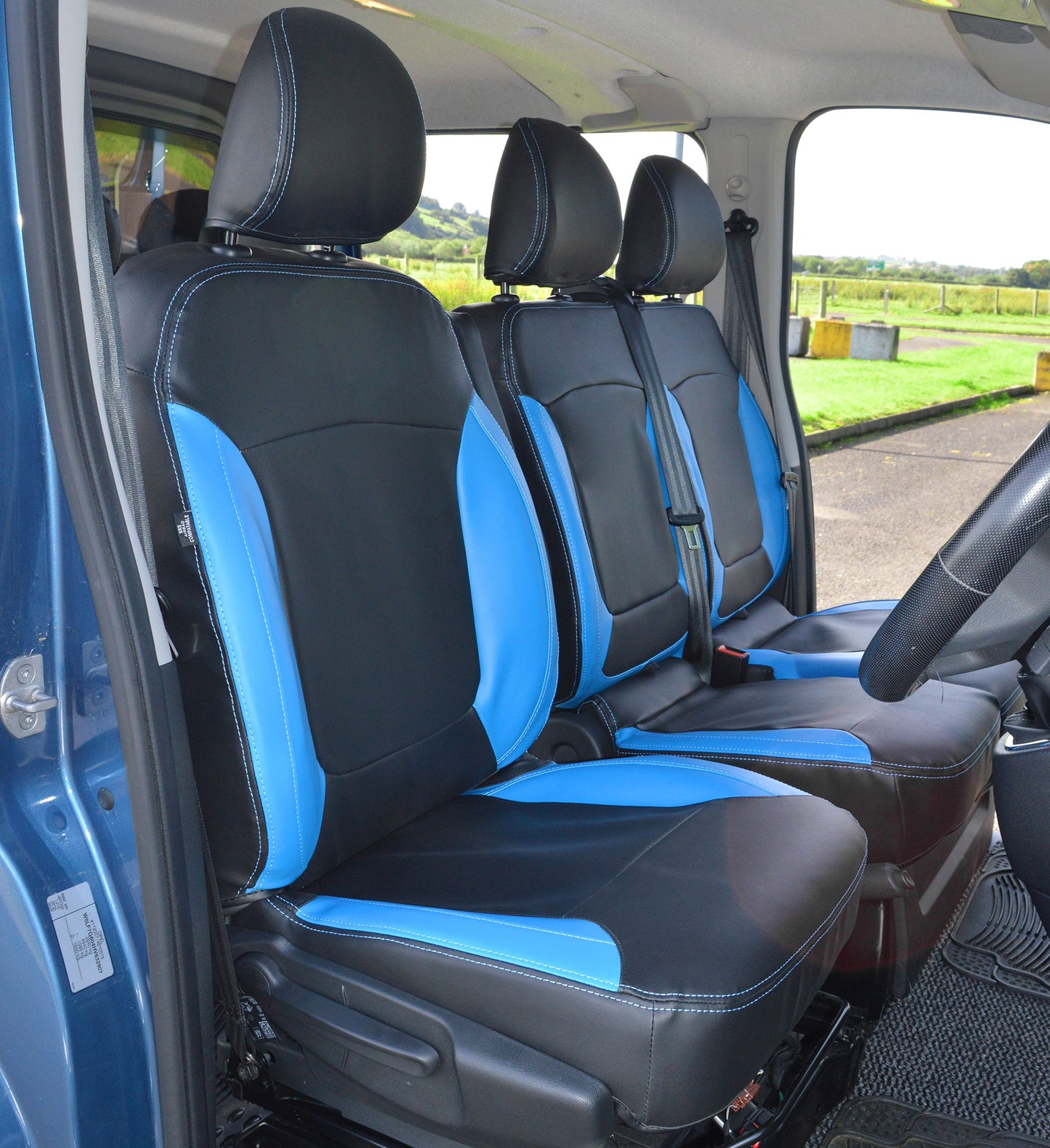 Renault Trafic Crew / Double Cab Tailored Waterproof Van Seat Covers - Black & Light Blue