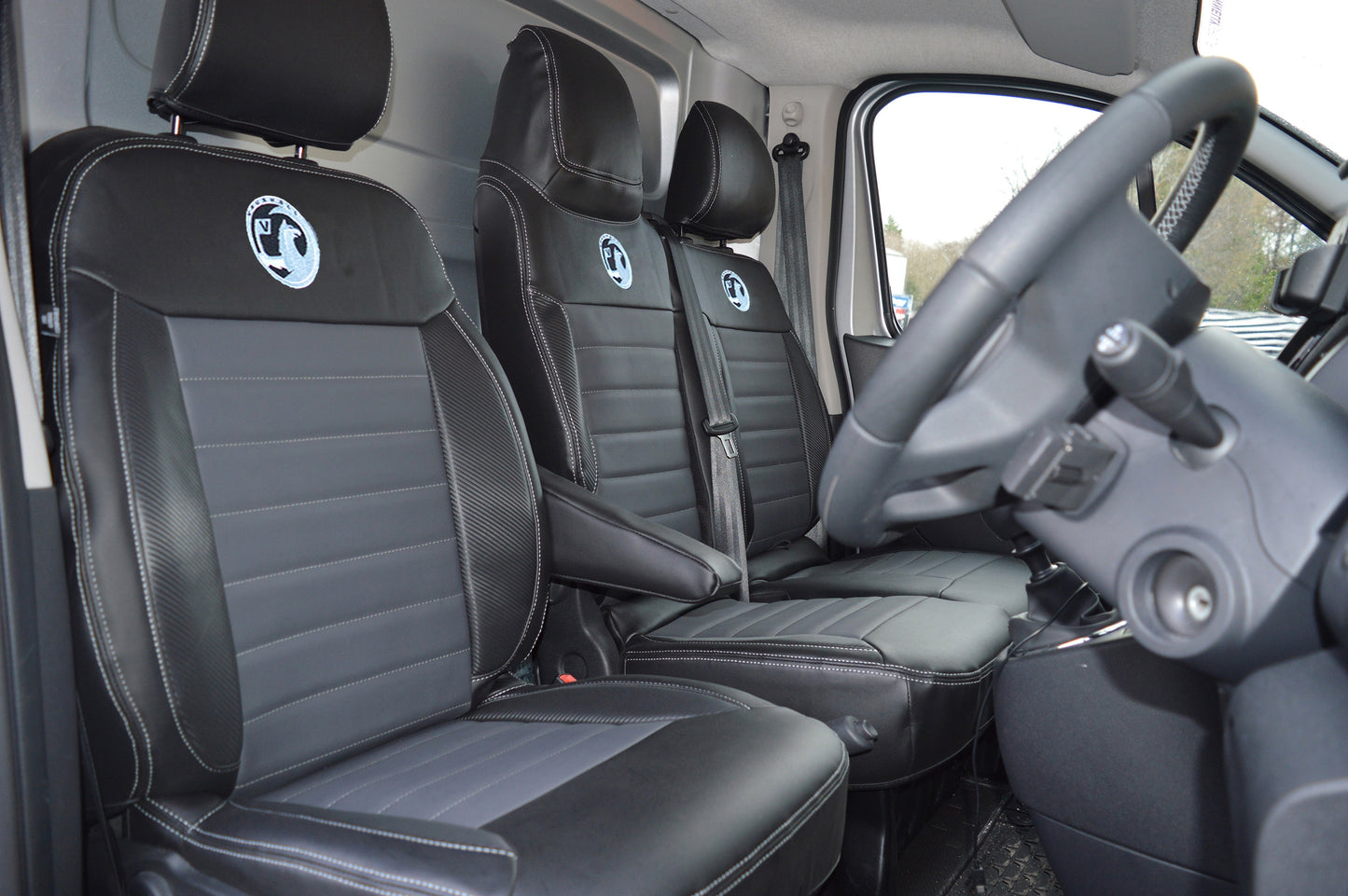 Vauxhall/Opel Vivaro - Black Leatherette & Grey Centre