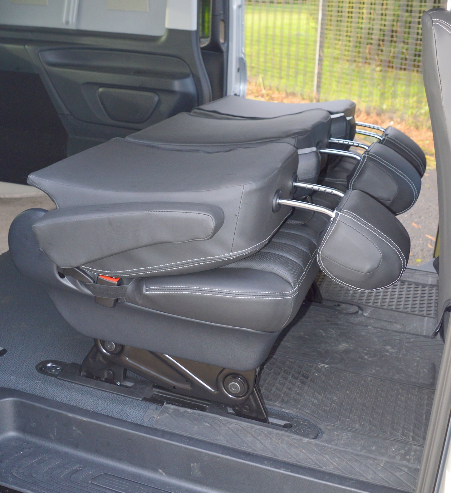 Mercedes Benz Vito W447 Tailored Van Seat Covers With Memory Foam - 5 Seater