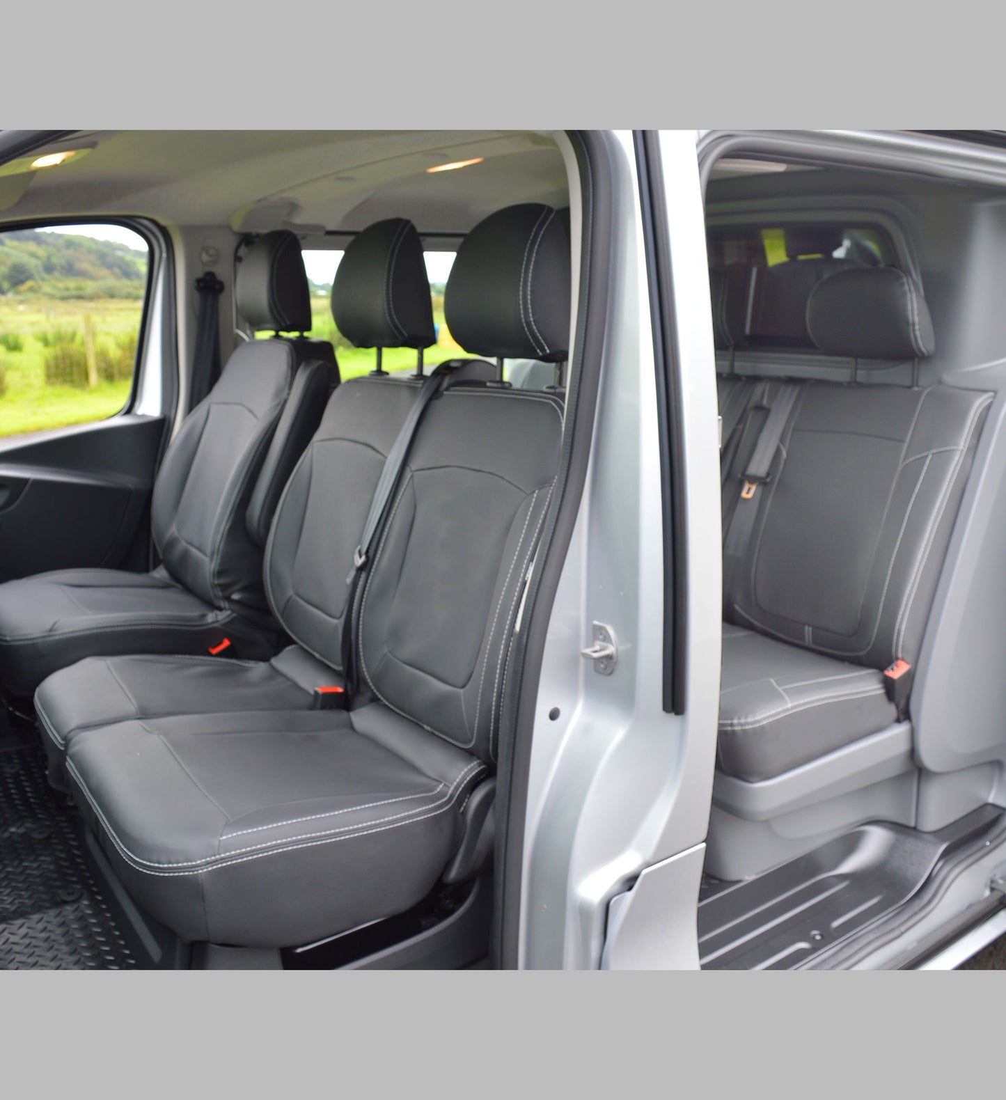 Vauxhall / Opel Vivaro Crew Cab Tailored Van Seat Covers - Charcoal