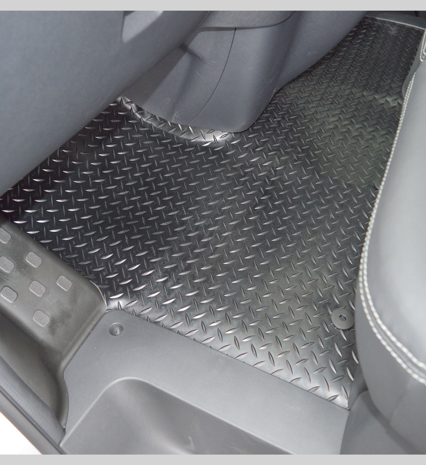Vauxhall / Opel Vivaro 2014+ (2nd Gen) Coverall Rubber Floor Mat - Front
