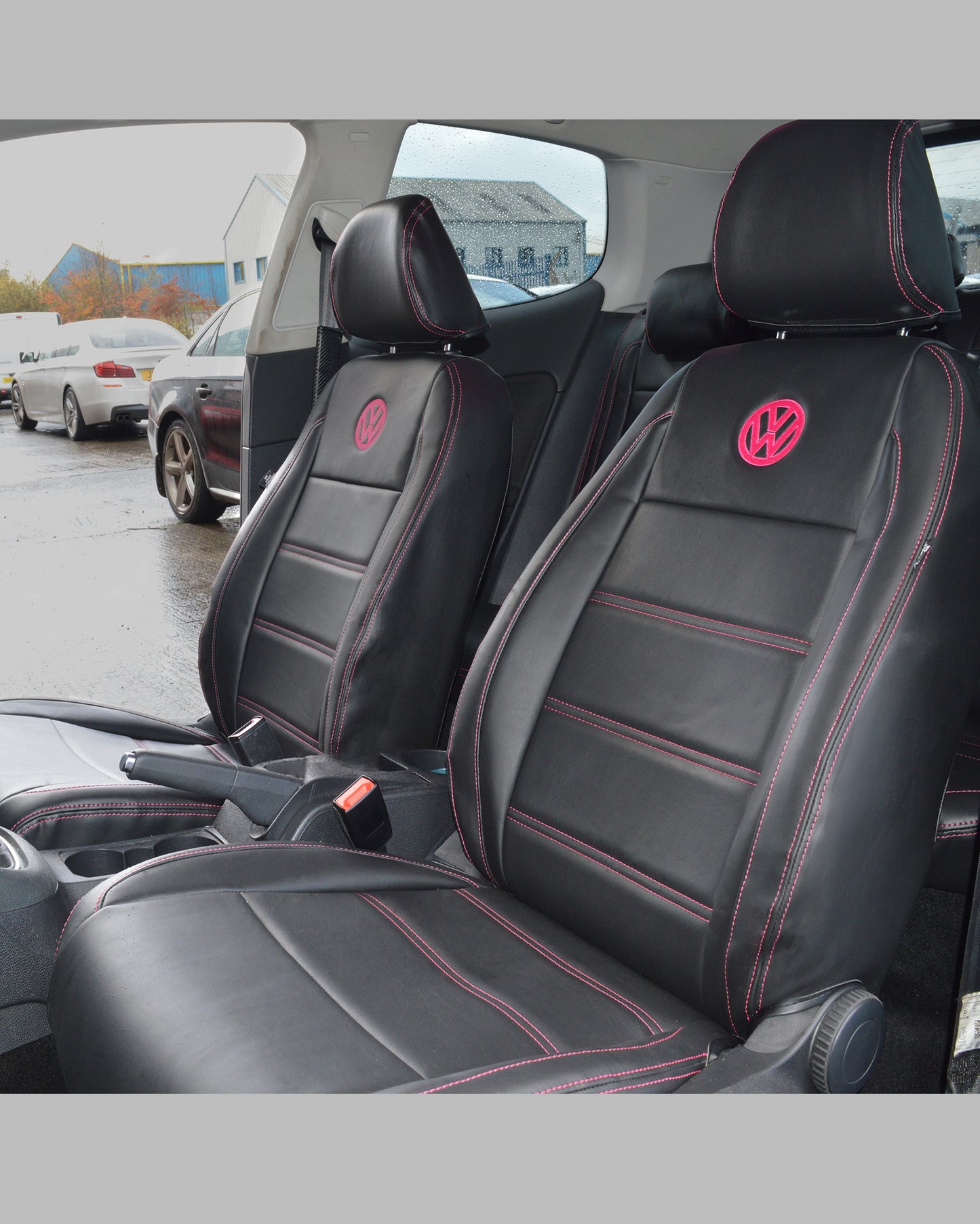 Volkswagen VW Golf MK5 / MK6 Tailored Seat Covers - Black with Pink Stitching