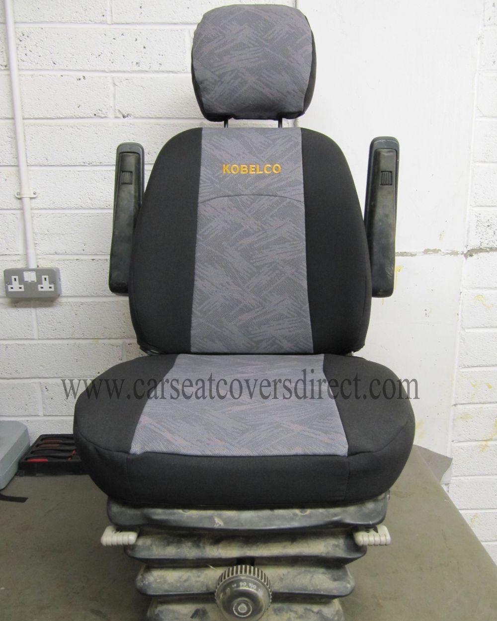 Mercedes Benz M Class Seat Covers - Rear passenger seat folded